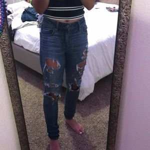 American Eagle distressed jeans